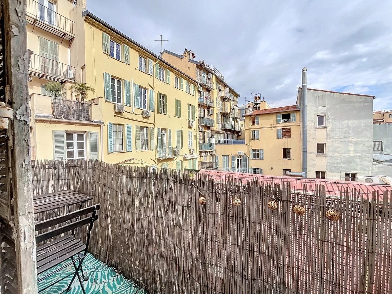 Property photo in Carre d'Or