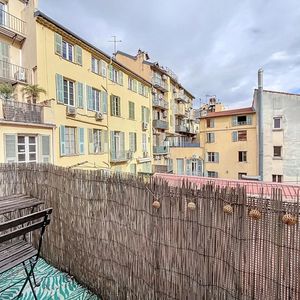 Property in Carre d'Or