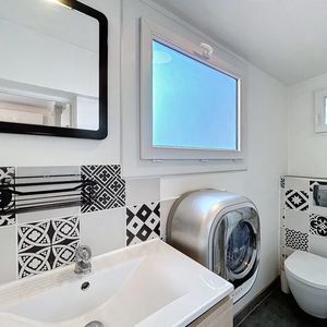 Property in Carre d'Or