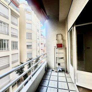 Property in Carre d'Or