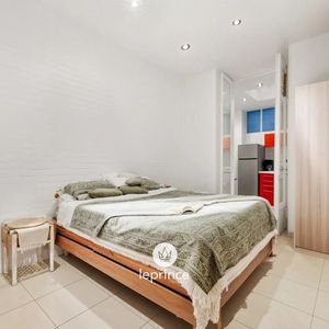 Property in Carre d'Or