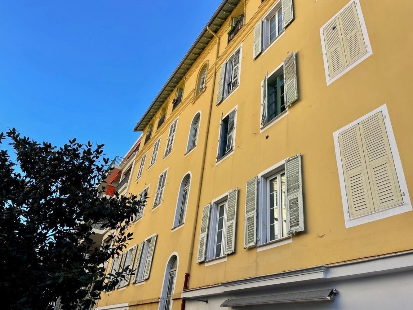 Property photo in Carre d'Or