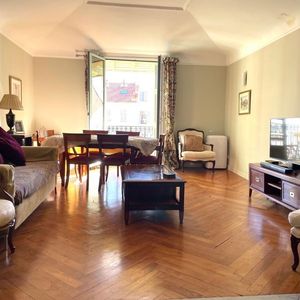 Property in Carre d'Or