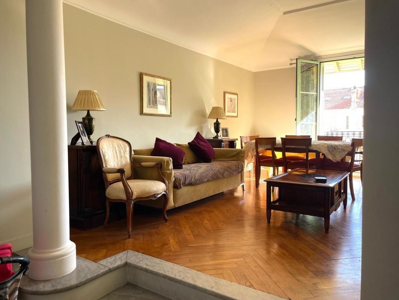 Property photo in Carre d'Or