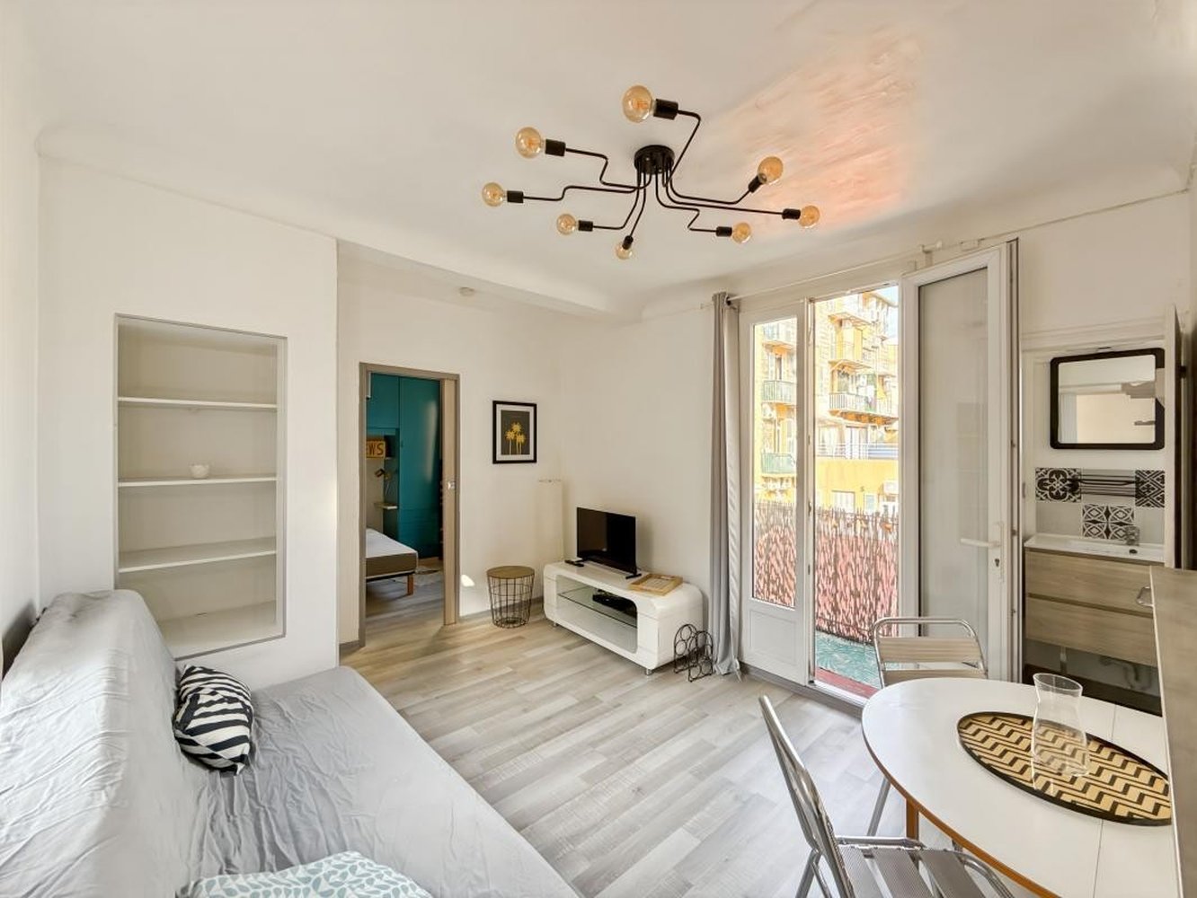 Property photo in Carre d'Or