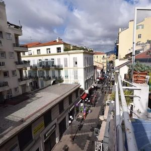 Property in Carre d'Or