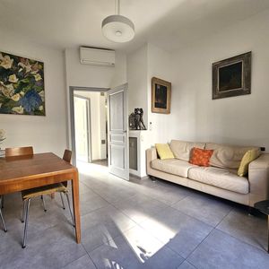 Property in Carre d'Or