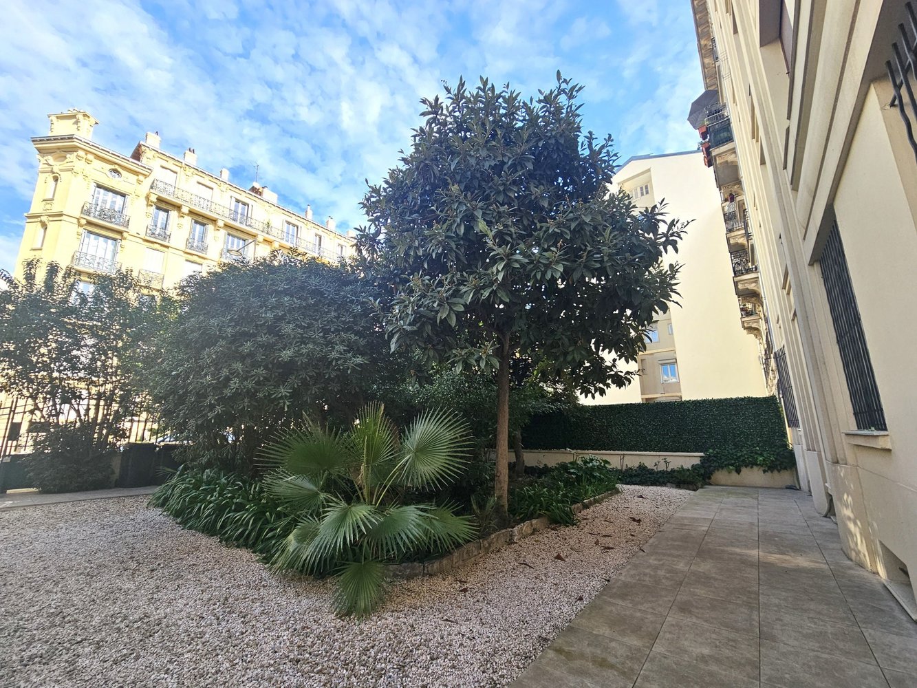 Property photo in Carre d'Or