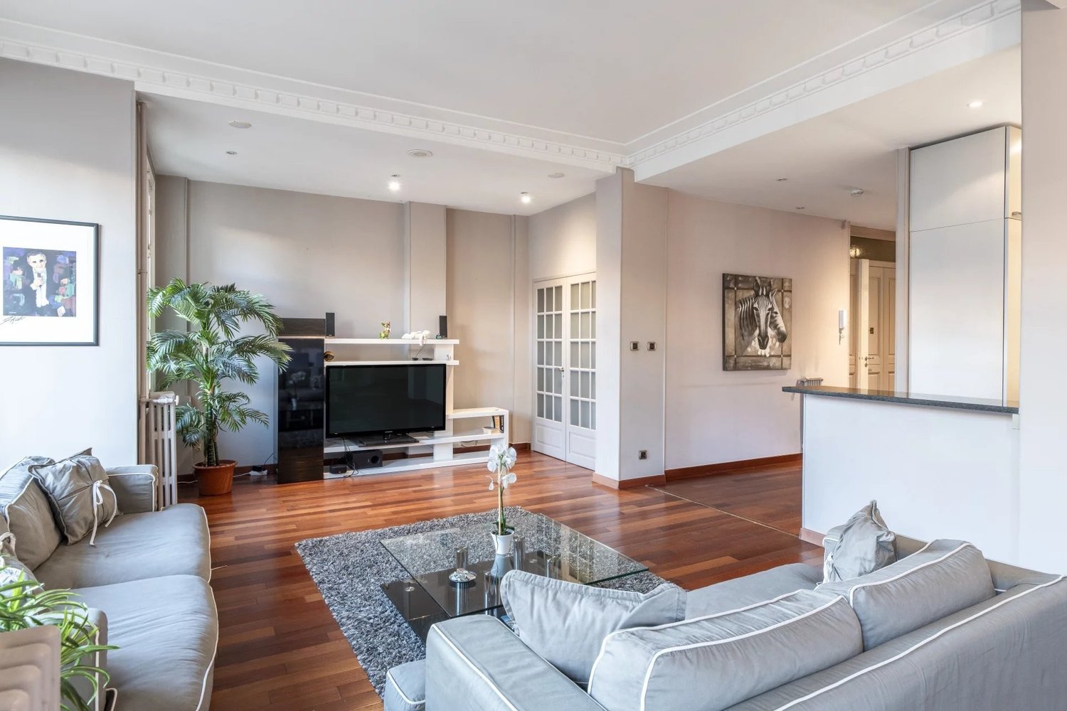 Property photo in Carre d'Or