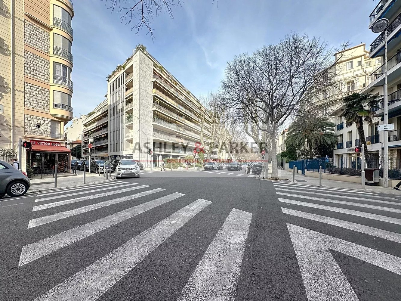 Property photo in Carre d'Or