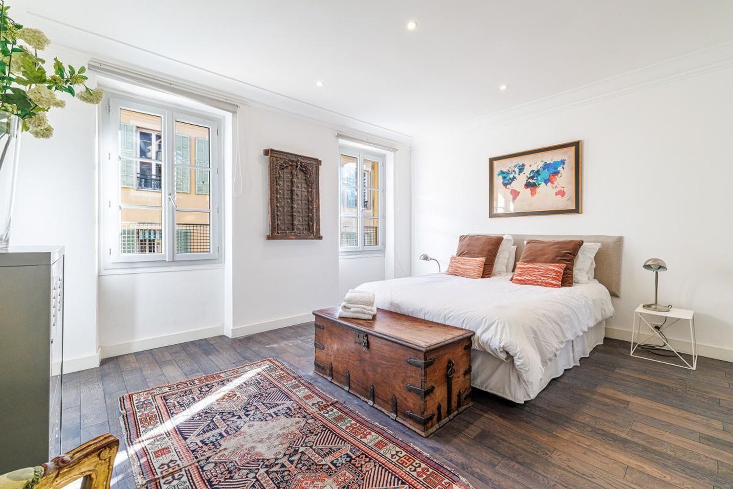 Property photo in Carre d'Or