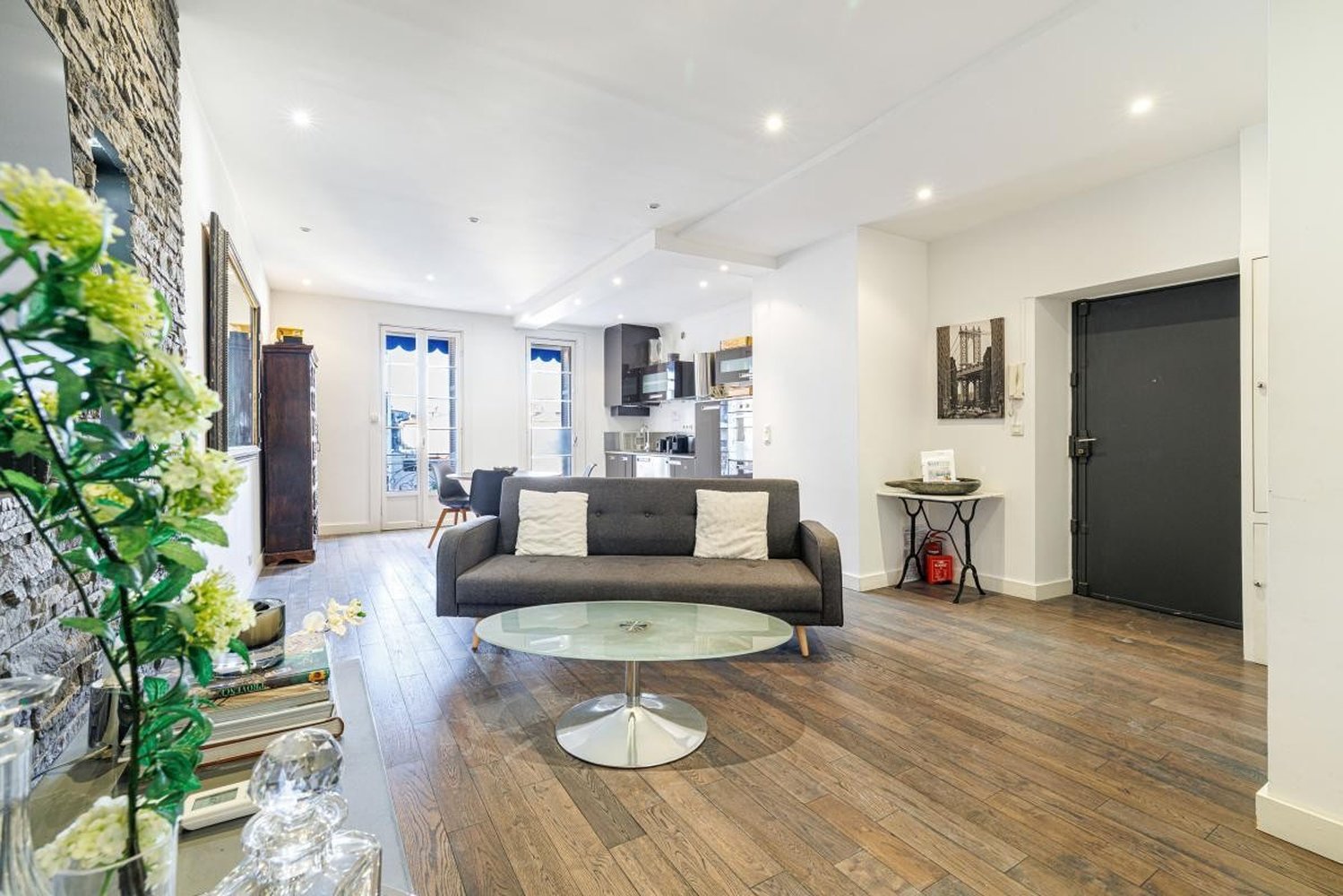 Property photo in Carre d'Or