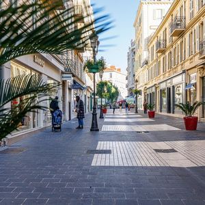 Property in Carre d'Or