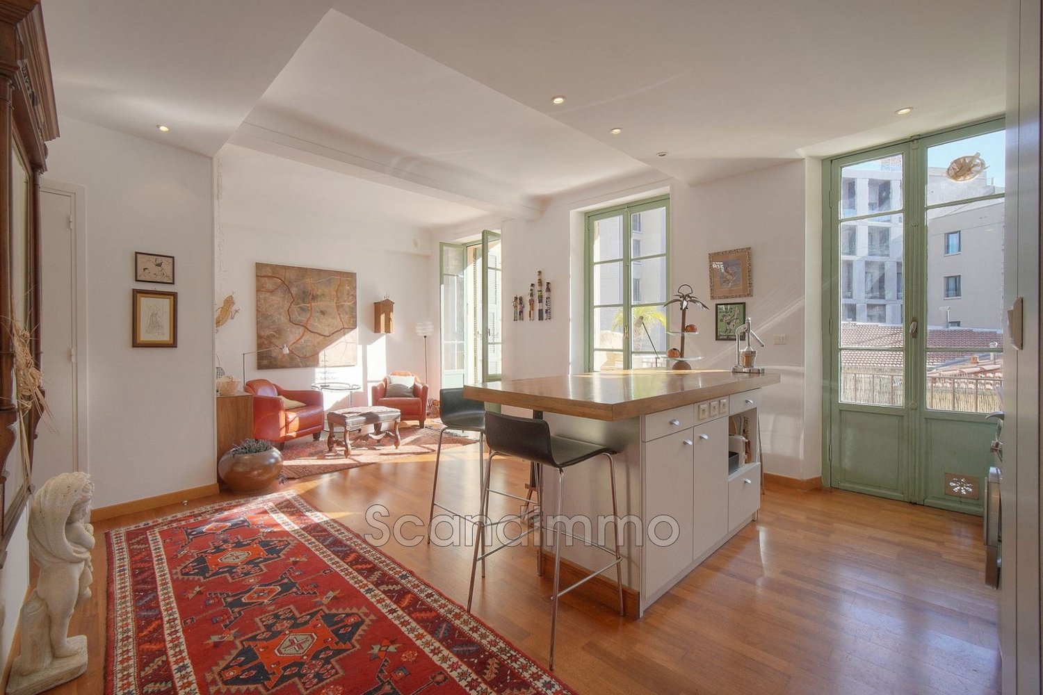 Property photo in Carre d'Or
