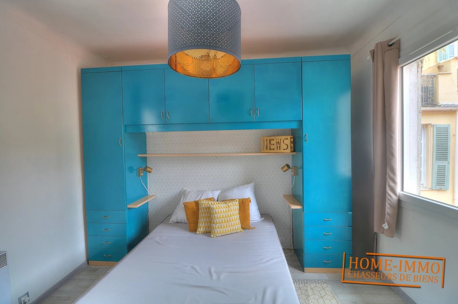 Property photo in Carre d'Or