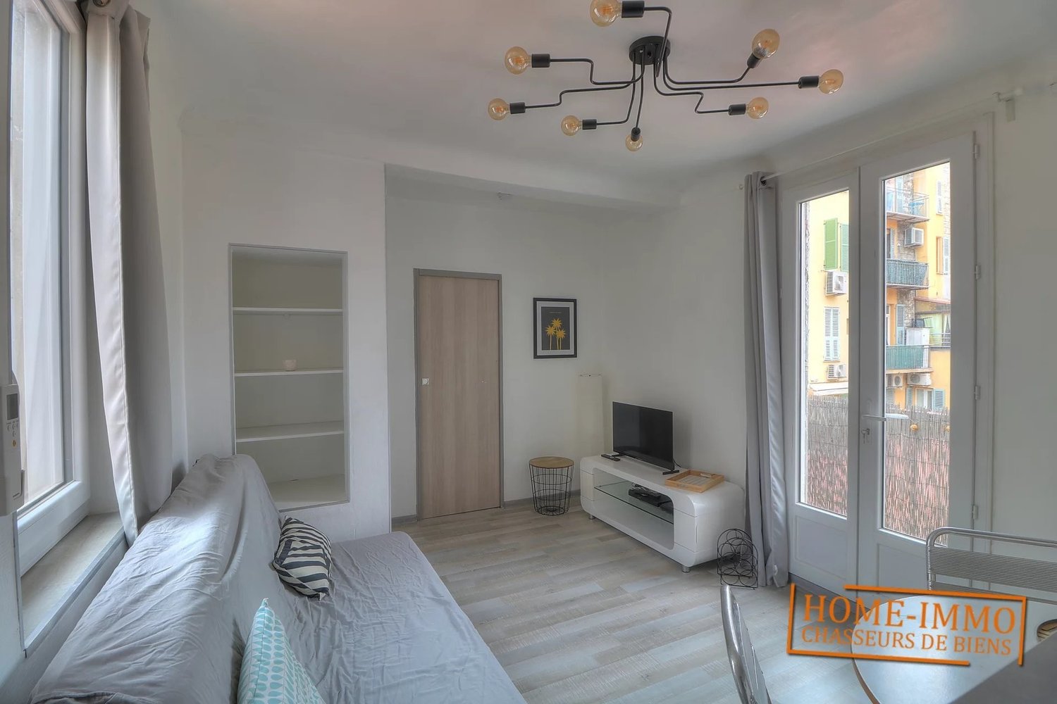 Property photo in Carre d'Or