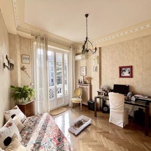 Property in Carre d'Or