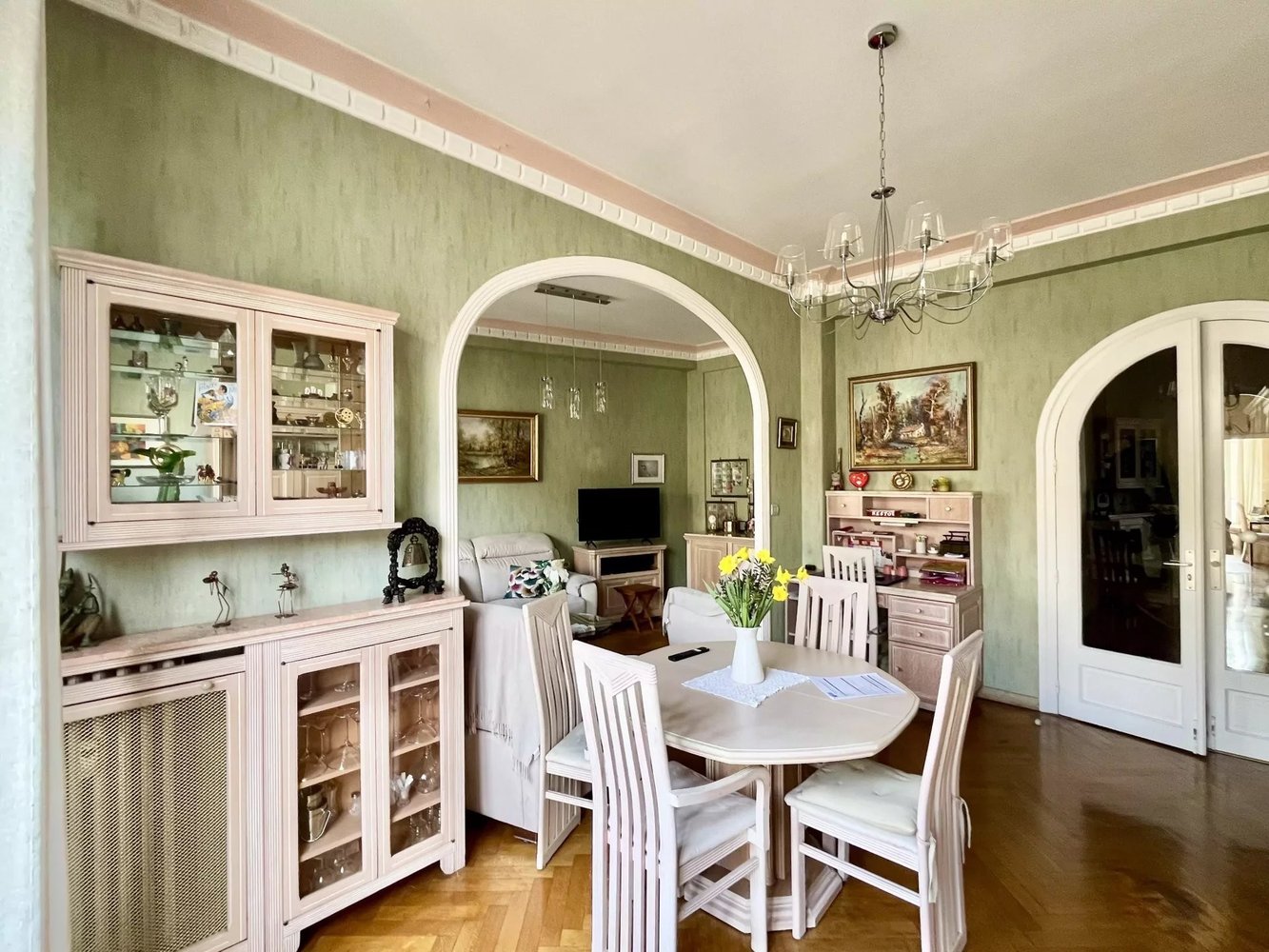 Property photo in Carre d'Or