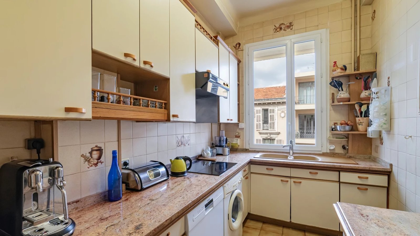 Property photo in Carre d'Or