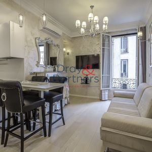 Property in Carre d'Or