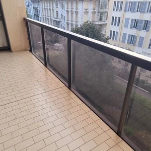 Property in Carre d'Or