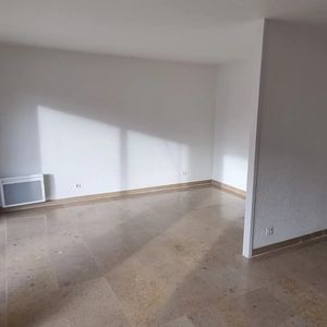 Property in Carre d'Or