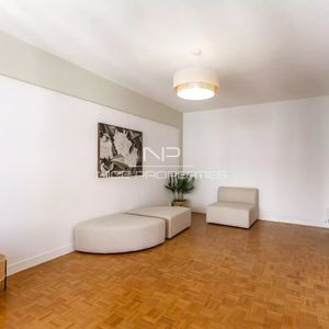 Property in Musicians Quarter