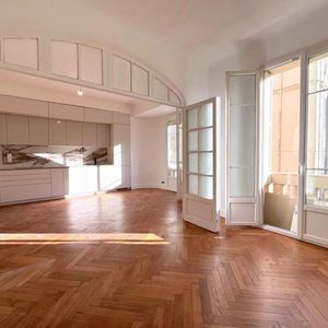 Property in Musicians Quarter