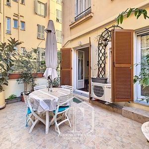 Property in Musicians Quarter