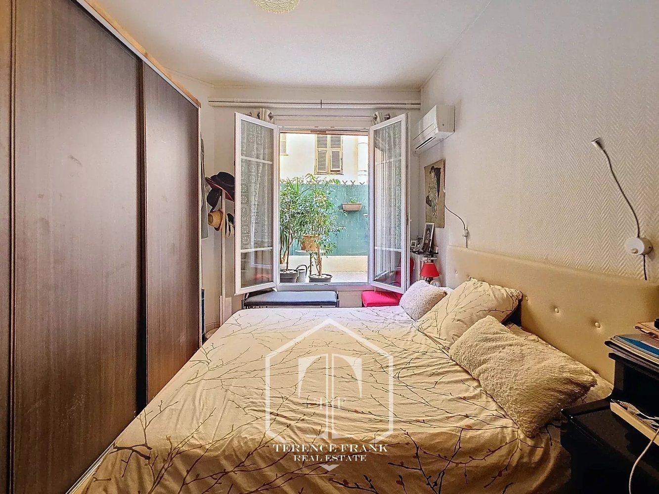 Property photo in Musicians Quarter