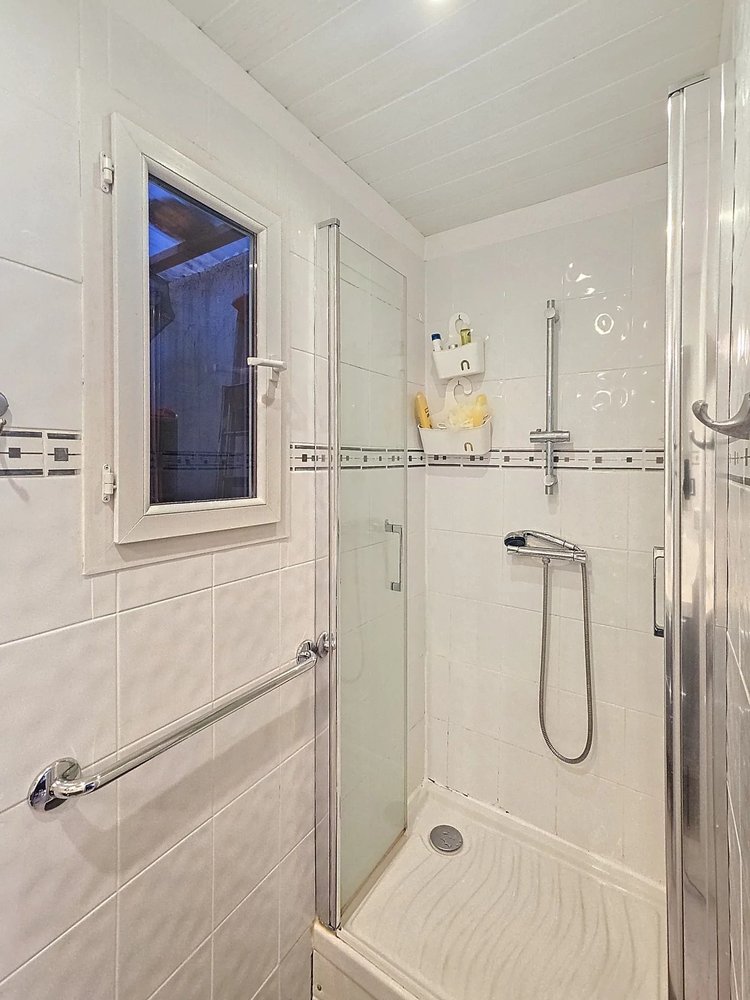 Property photo in Musicians Quarter