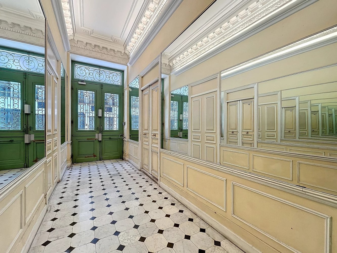 Property photo in Musicians Quarter