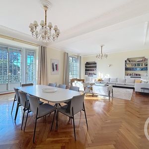 Property in Old Town