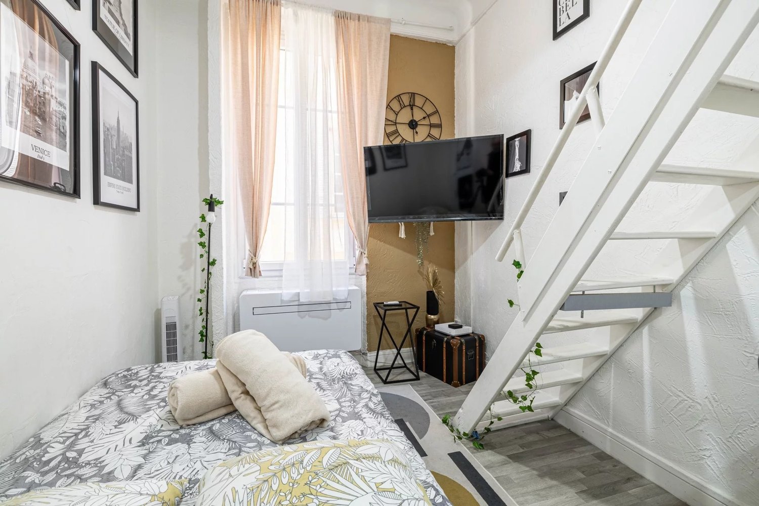 Property photo in Old Town