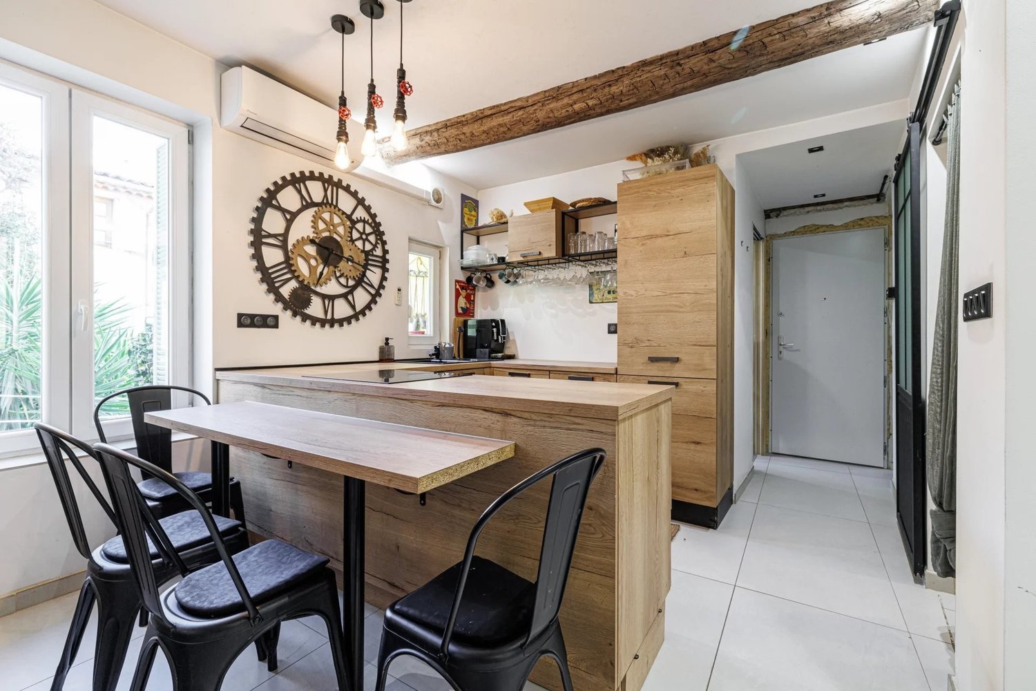 Property photo in Port