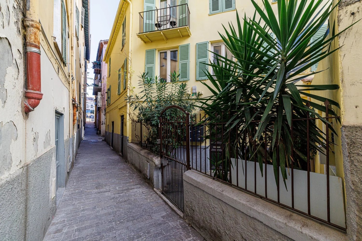 Property photo in Port