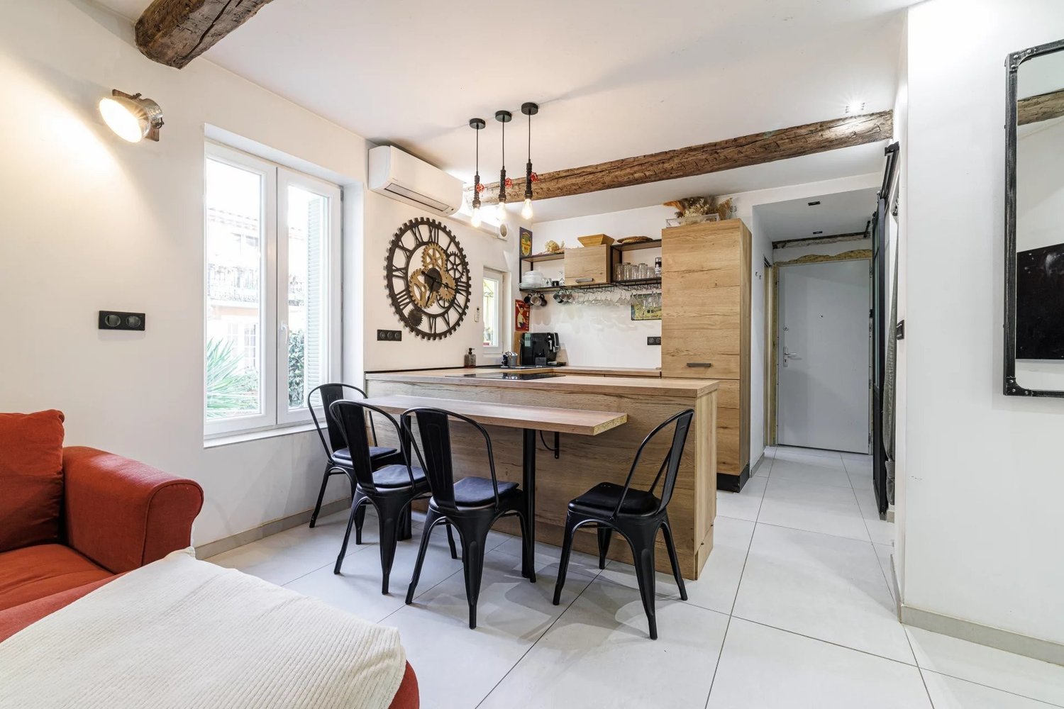 Property photo in Port