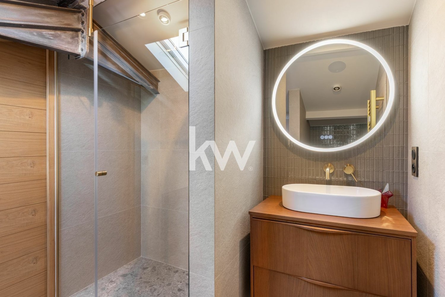 Property photo in Port