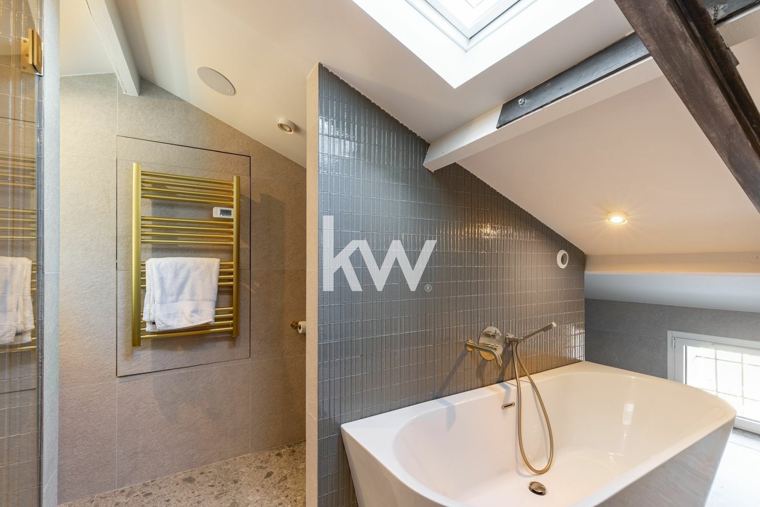 Property photo in Port