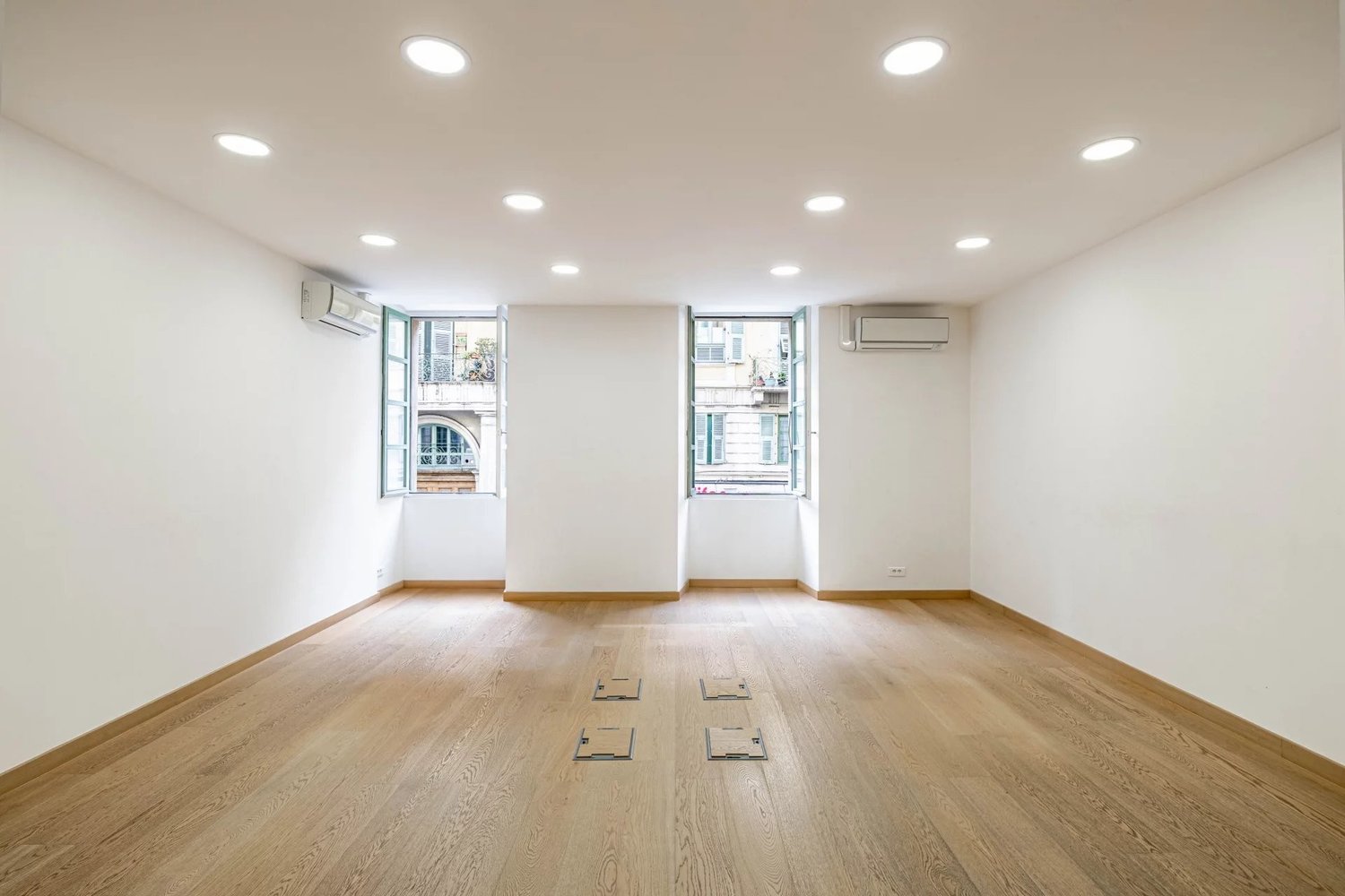 Property photo in Port