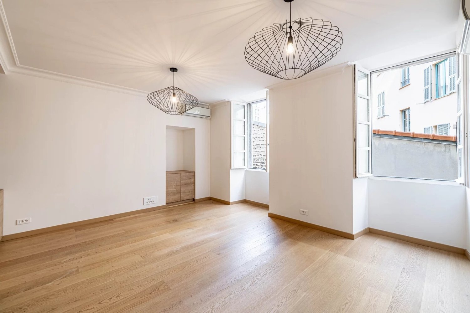 Property photo in Port