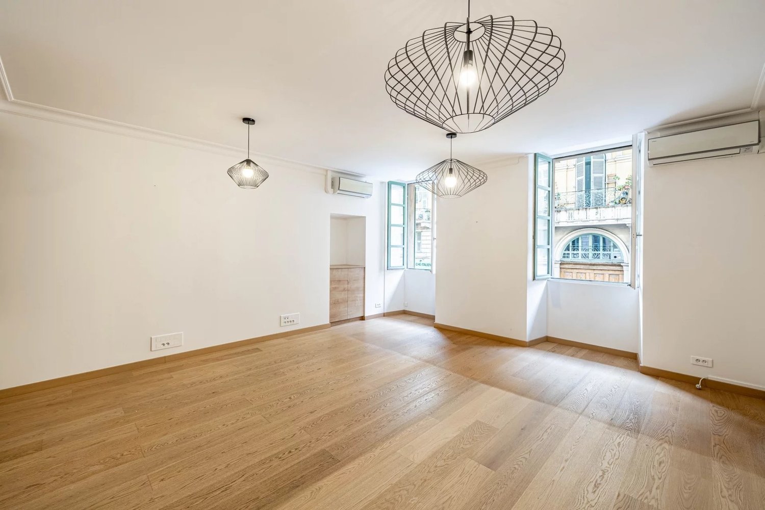 Property photo in Port