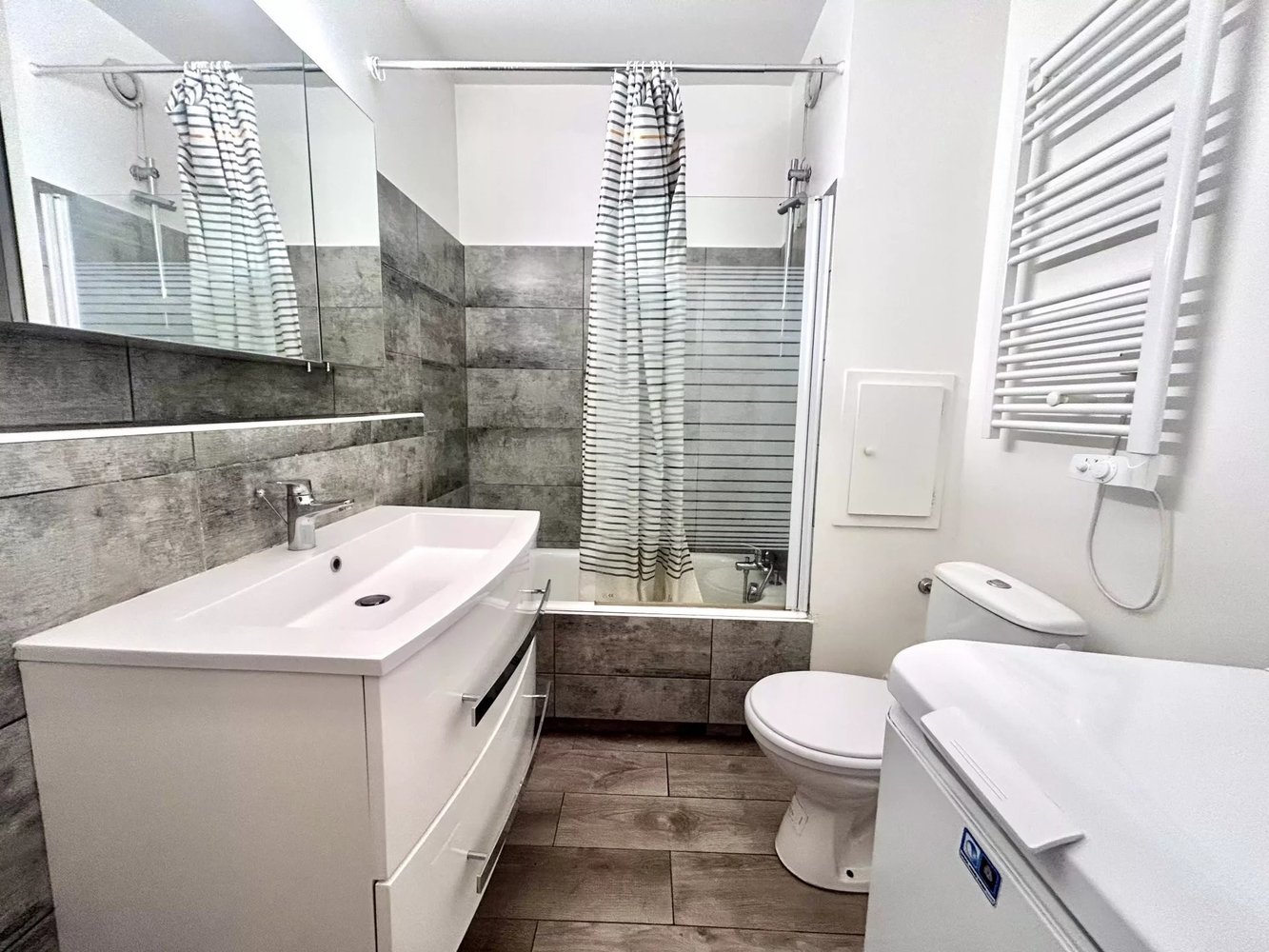 Property photo in Port