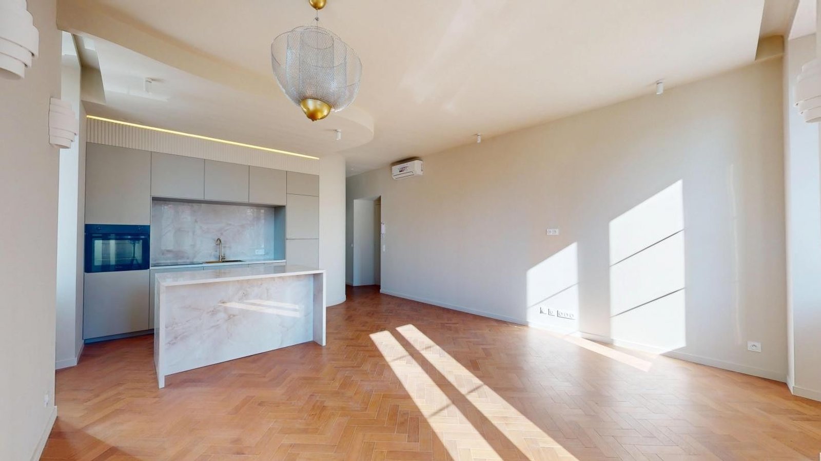 Property photo in Carre d'Argent