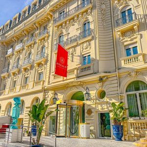 Property in Carre d'Argent