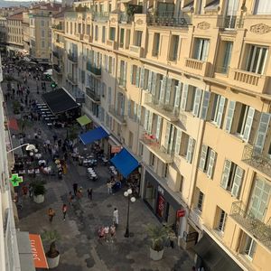 Property in Carre d'Argent