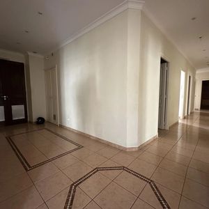 Property in Carre d'Argent