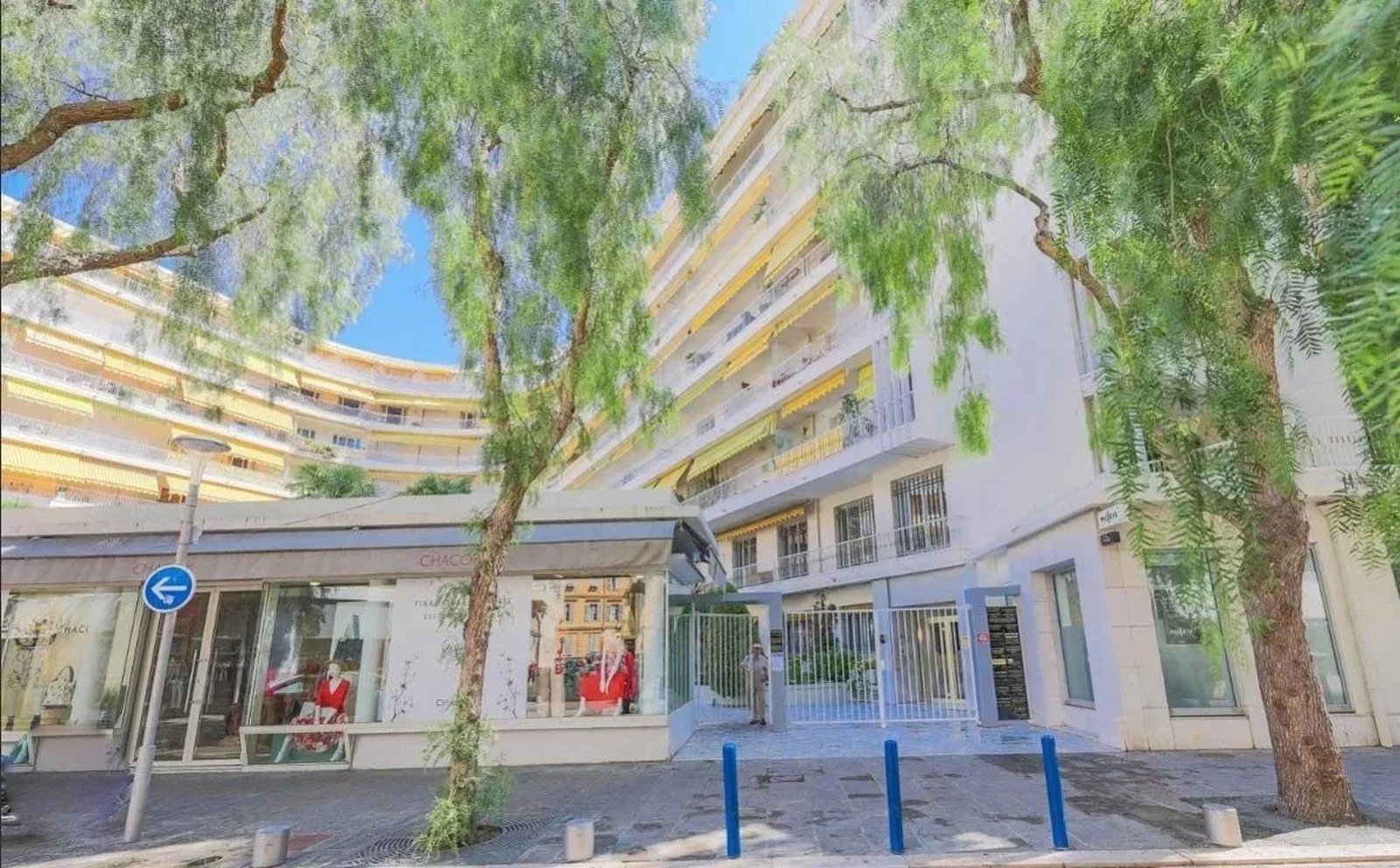 Property photo in Carre d'Argent