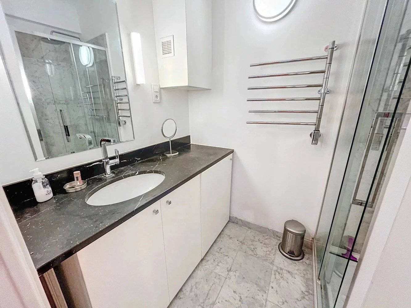 Property photo in Carre d'Argent