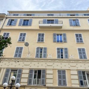 Property in Carre d'Argent